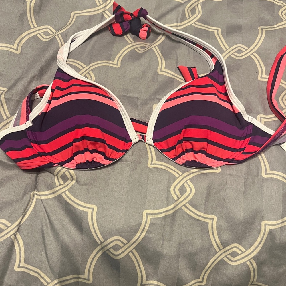 VENUS Striped Halter Bikini Top in Pink, Purple, Red. 34C new with tags.